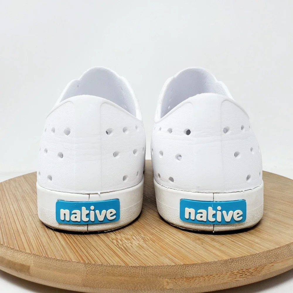 Native Jefferson Shoes Big Kids 3 Girls Boys White Slip On Sandal Play School J3